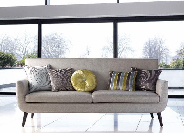 Consejos para colocar cojines en tu sofá | Villalba Interiorismo